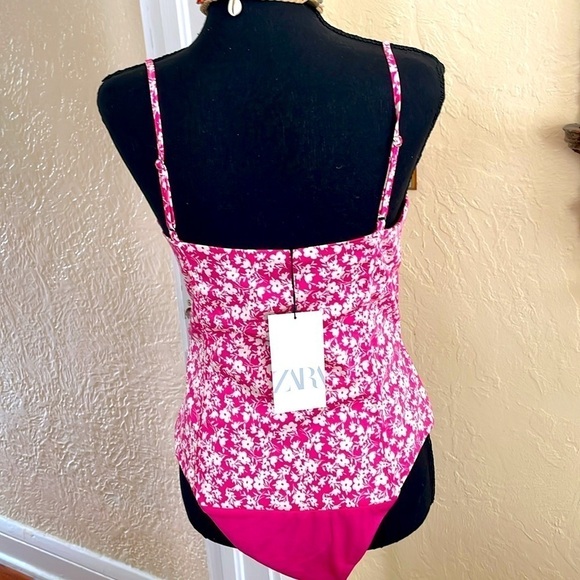 Zara‎ NWT Pink Flowered corset style Bodysuit  size medium - Picture 3 of 8